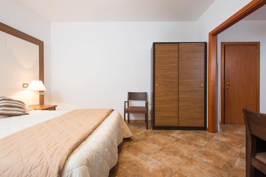Royal Cosenza