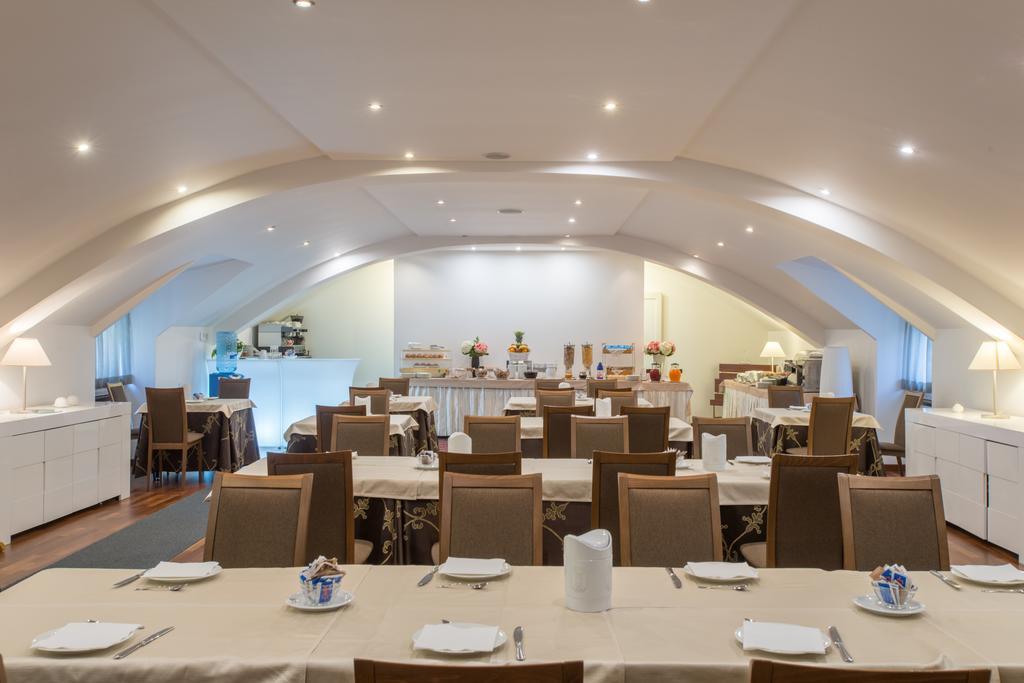 Royal Hotel 4*