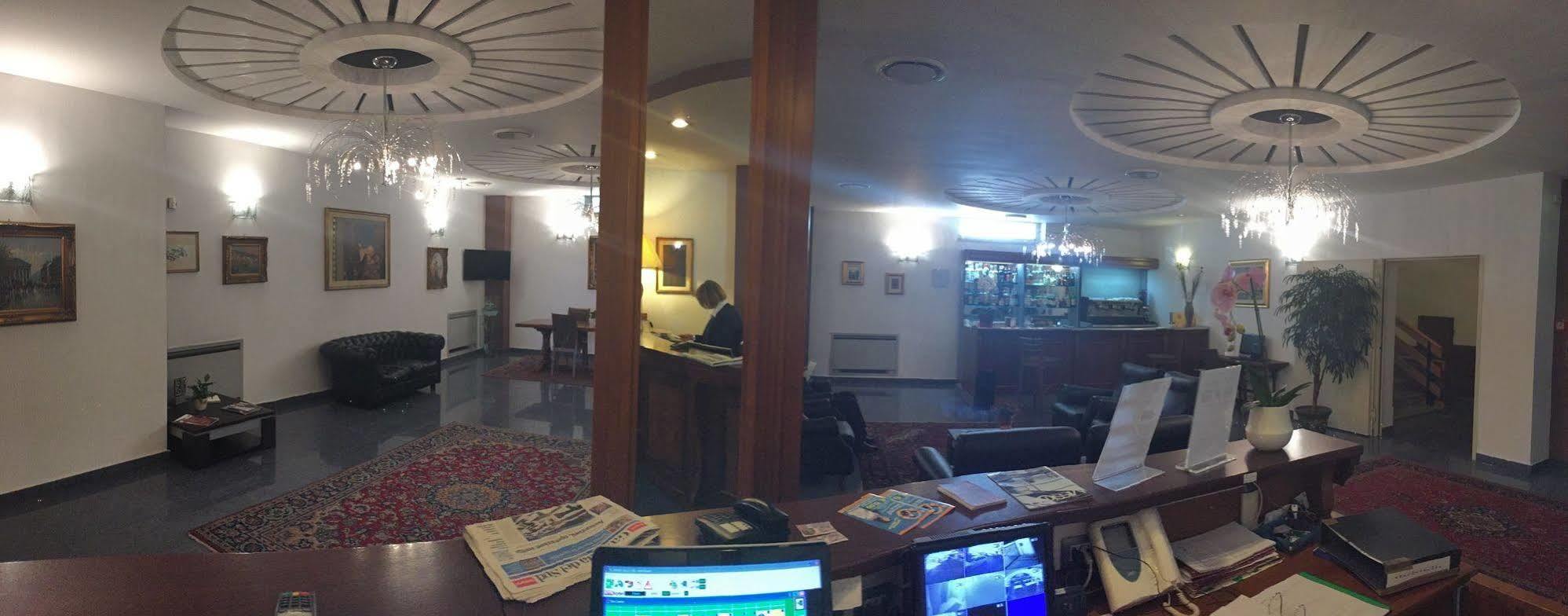 Royal Hotel 4*