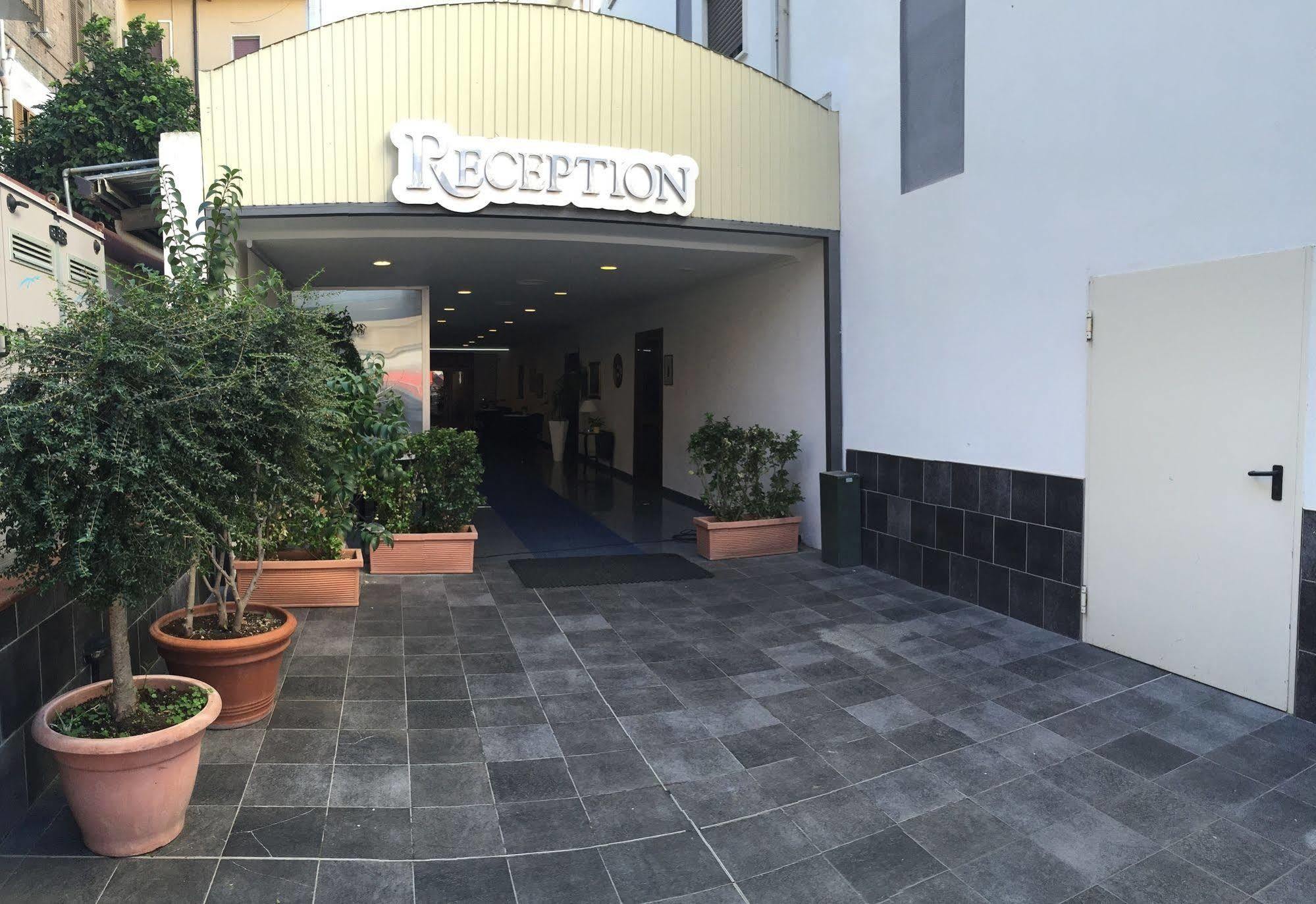 Royal Hotel 4*