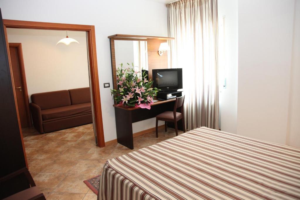 Royal Hotel 4*